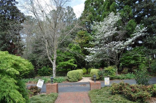 731 Hidden Lakes Trail, Jefferson, GA 30549