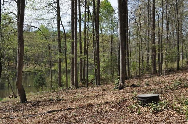 731 Hidden Lakes Trail, Jefferson, GA 30549