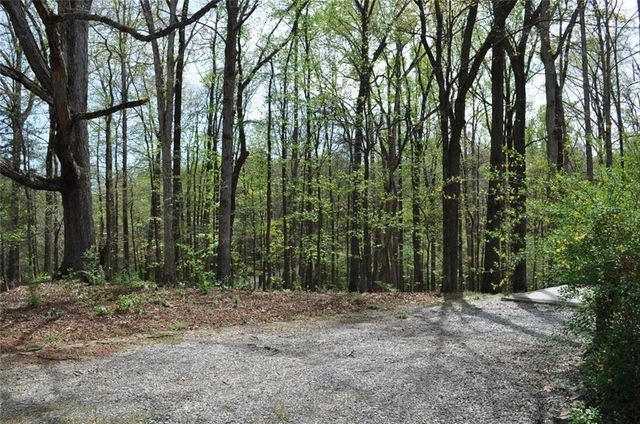 731 Hidden Lakes Trail, Jefferson, GA 30549