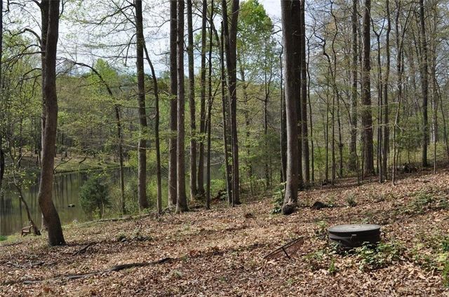 731 Hidden Lakes Trail, Jefferson, GA 30549