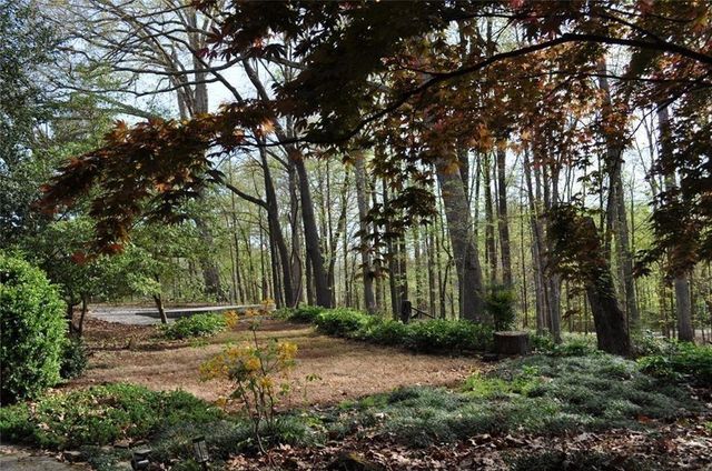 731 Hidden Lakes Trail, Jefferson, GA 30549