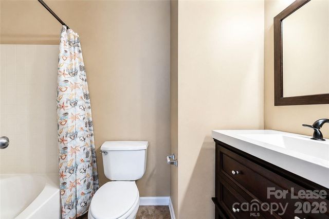 10048 University Park Lane, Charlotte, NC 28213