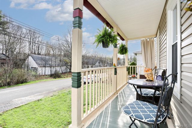 17 1st Avenue, Unionville, NY 12550