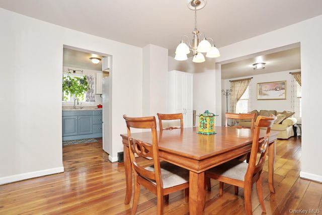 17 1st Avenue, Unionville, NY 12550