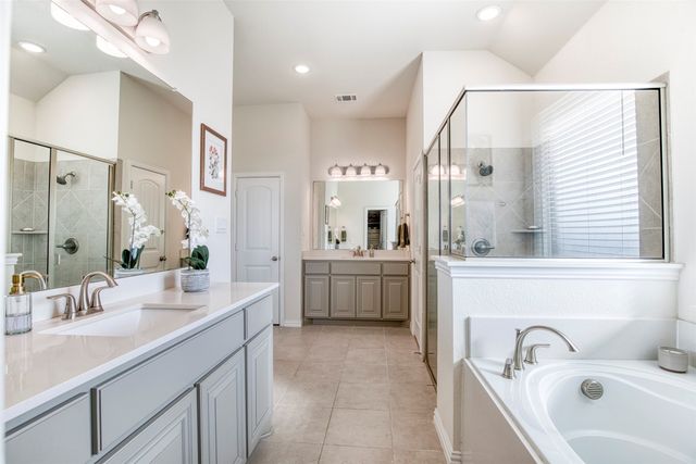 13415 Metz Rd, Sanger, TX 76266