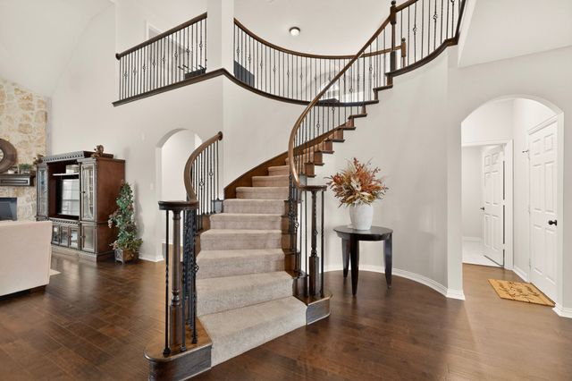 1515 Spring Hill Drive, Cedar Hill, TX 75104