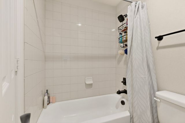 1515 Spring Hill Drive, Cedar Hill, TX 75104