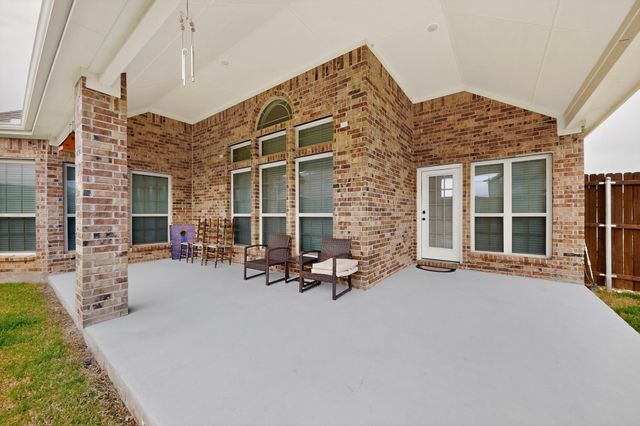 1515 Spring Hill Drive, Cedar Hill, TX 75104