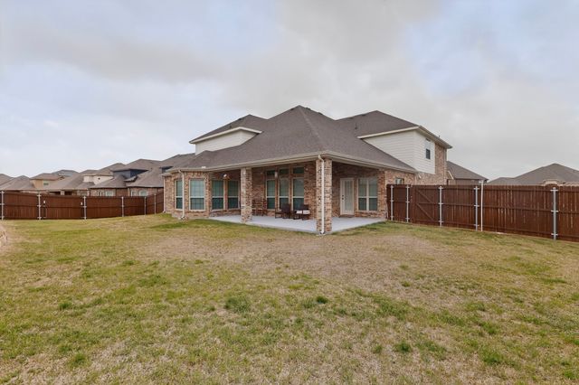 1515 Spring Hill Drive, Cedar Hill, TX 75104