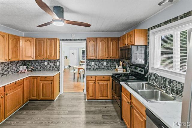 3019 Brown Street, Alton, IL 62002