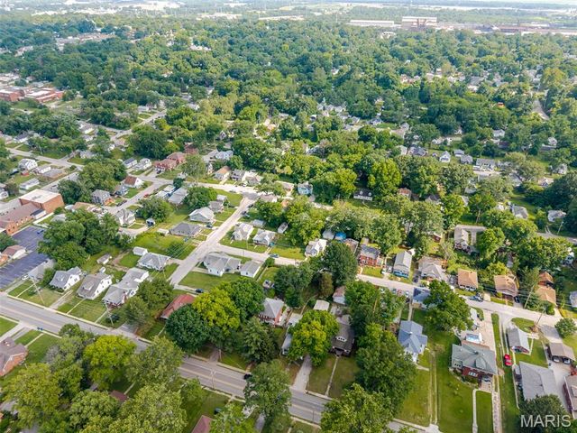 3019 Brown Street, Alton, IL 62002