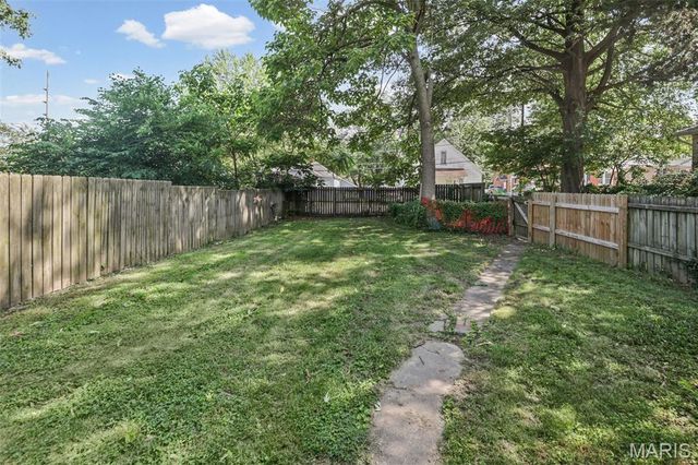 3019 Brown Street, Alton, IL 62002