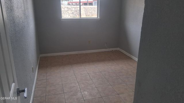10541 EAGLESTONE Way, El Paso, TX 79925