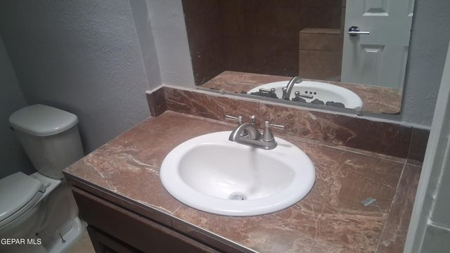 10541 EAGLESTONE Way, El Paso, TX 79925