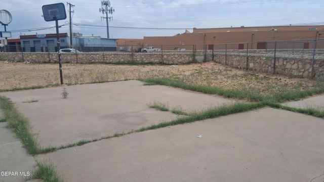 10541 EAGLESTONE Way, El Paso, TX 79925