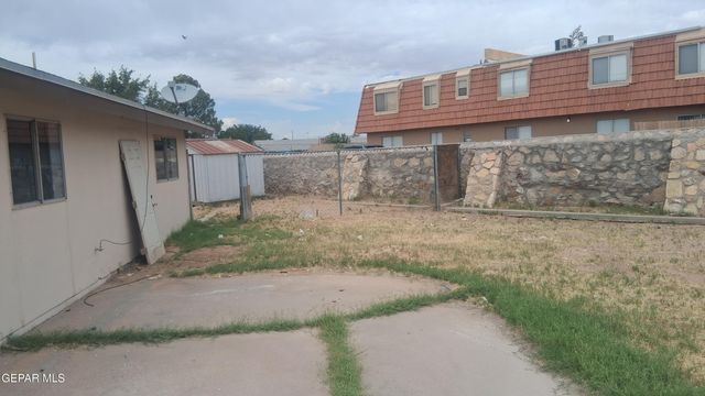 10541 EAGLESTONE Way, El Paso, TX 79925