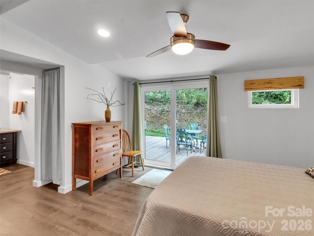 70 Icicle Ridge Road, Sylva, NC 28779