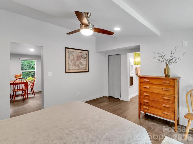 70 Icicle Ridge Road, Sylva, NC 28779