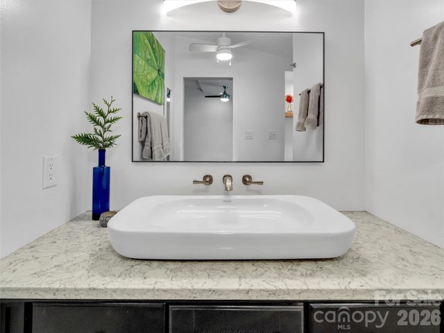 70 Icicle Ridge Road, Sylva, NC 28779