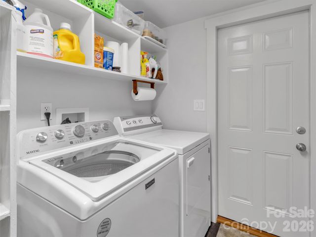 70 Icicle Ridge Road, Sylva, NC 28779