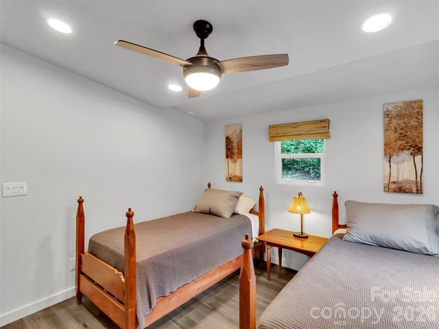 70 Icicle Ridge Road, Sylva, NC 28779