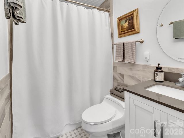 70 Icicle Ridge Road, Sylva, NC 28779