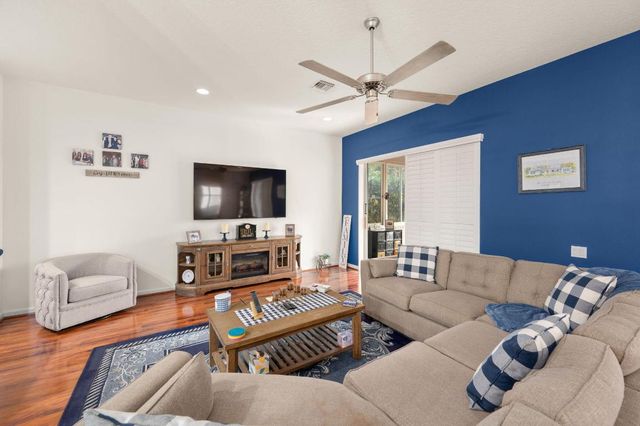 305 NW Springview Loop, Port St. Lucie, Port St Lucie, FL 34986