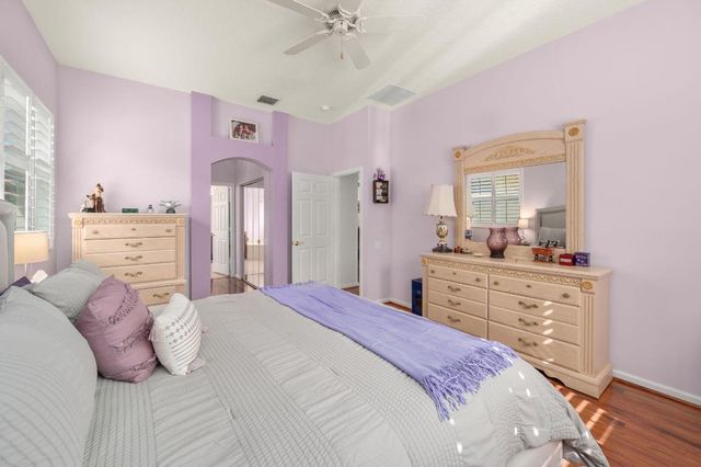 305 NW Springview Loop, Port St. Lucie, Port St Lucie, FL 34986