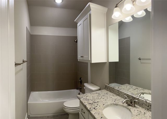 1004 Hardaway Drive, Greenville, TX 75402