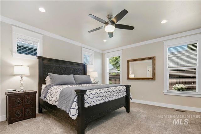 6119 N Farleigh Ave, Meridian, ID 83646