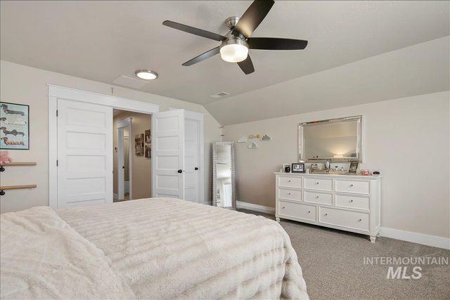 6119 N Farleigh Ave, Meridian, ID 83646