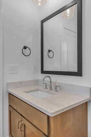 418 Stonemeadow Rd, Clarksville, TN 37043