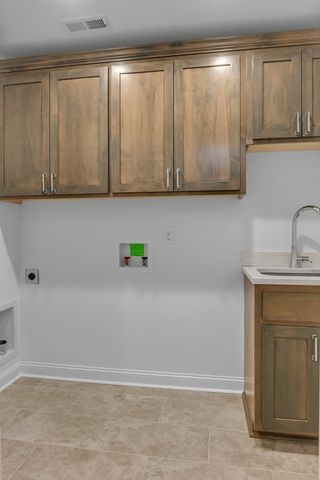 418 Stonemeadow Rd, Clarksville, TN 37043