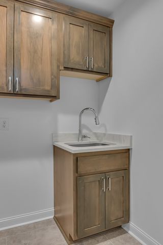 418 Stonemeadow Rd, Clarksville, TN 37043