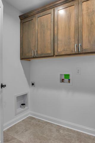 418 Stonemeadow Rd, Clarksville, TN 37043