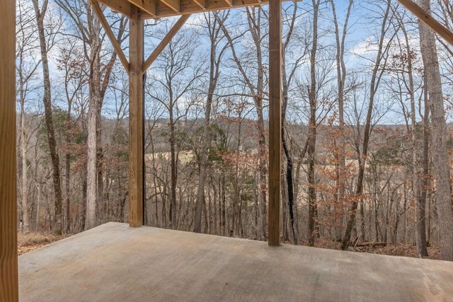 418 Stonemeadow Rd, Clarksville, TN 37043