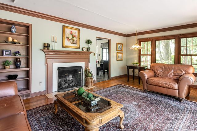 87 Shorewood Drive, Asheville, NC 28804