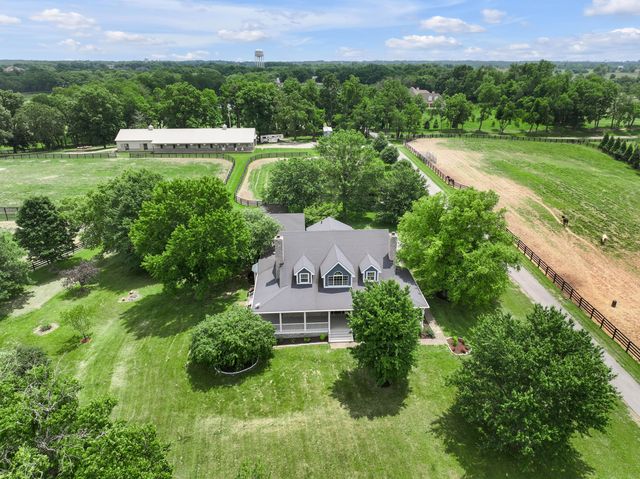 1368 Keene South Elkhorn Road, Nicholasville, KY 40356