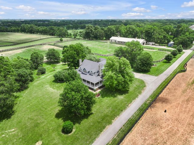 1368 Keene South Elkhorn Road, Nicholasville, KY 40356
