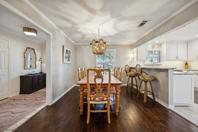 6520 Mercedes Avenue, Dallas, TX 75214