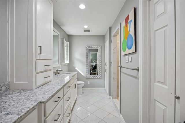 6520 Mercedes Avenue, Dallas, TX 75214