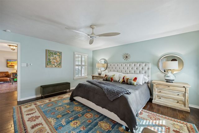 6520 Mercedes Avenue, Dallas, TX 75214