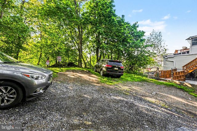 221 N 2ND ST, Steelton, PA 17113