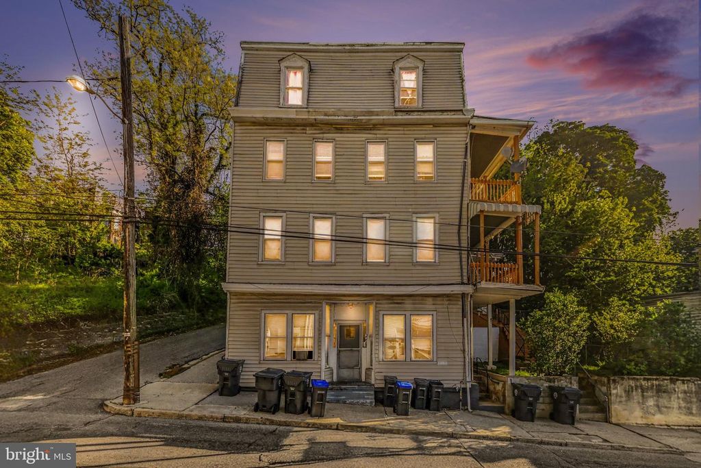 221 N 2ND ST, Steelton, PA 17113