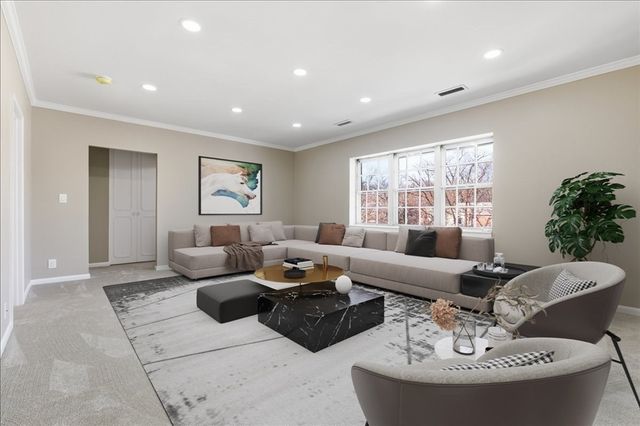 116 Lake Shore Road 4, Boston, MA 02135