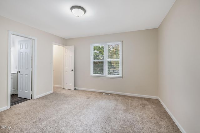 8125 Perry Creek Road, Raleigh, NC 27616