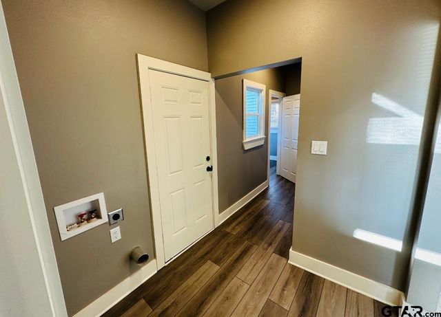 1408 E Houston, Tyler, TX 75702