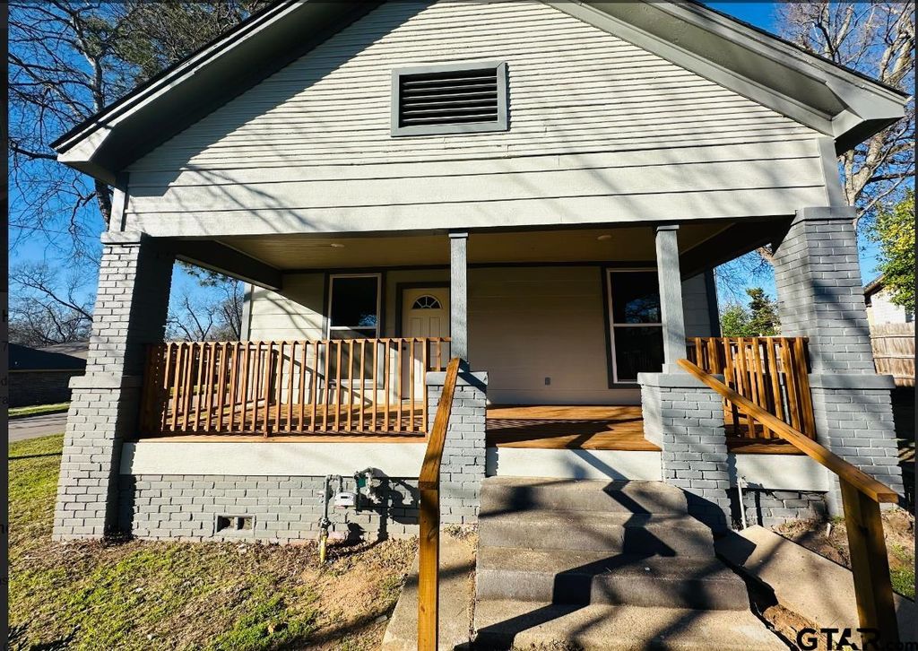 1408 E Houston, Tyler, TX 75702