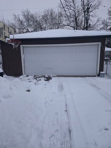 245 Whitehall Avenue, Northlake, IL 60164