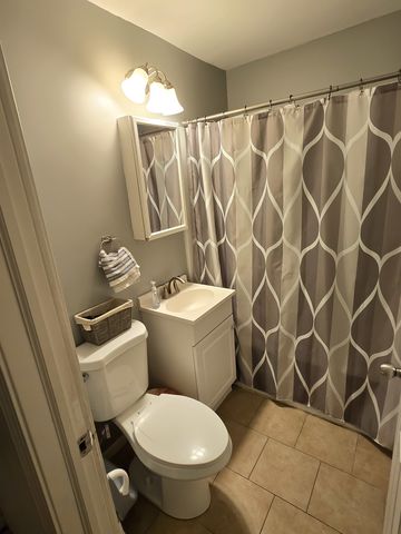 245 Whitehall Avenue, Northlake, IL 60164